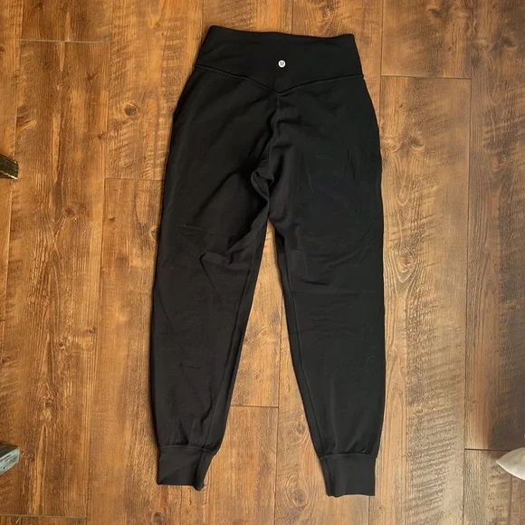 Lululemon Align high rise jogger full length in black - Picture 4 of 5